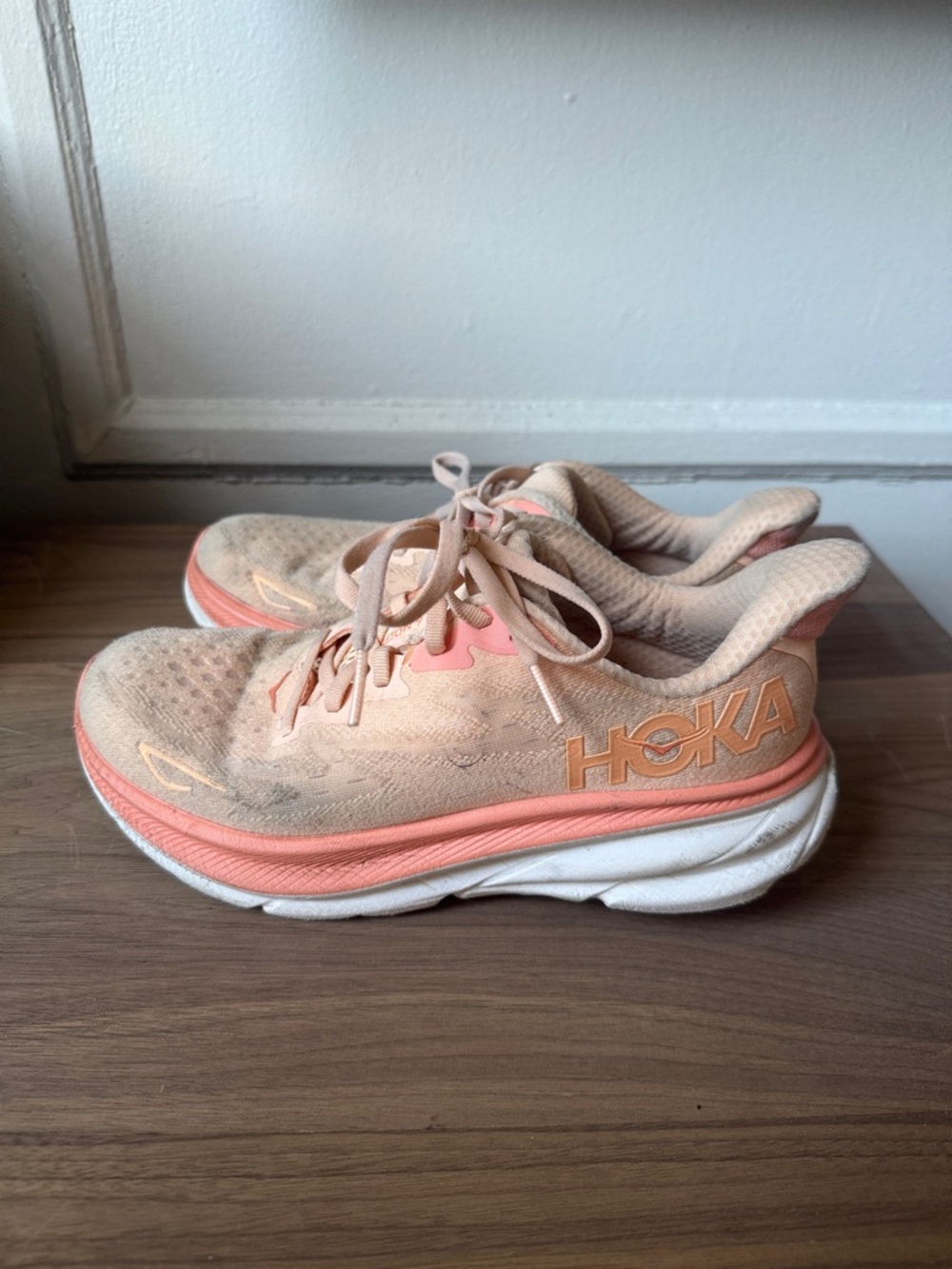 Hoka Women's Peach and Cream Running Sneakers Clifton 9